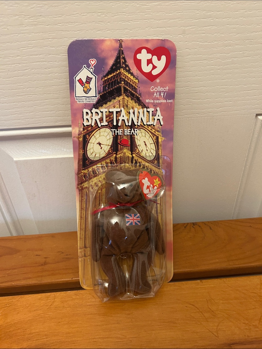 1999 Sealed NWT Vintage Ty Britannia The Bear Beanie Baby Nostalgia